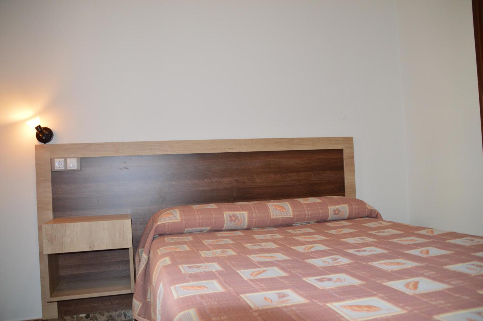 Labella - Hostal Rural Restaurante La Calahorra Eksteriør bilde
