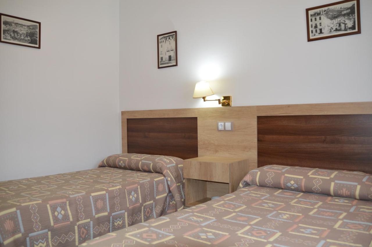 Labella - Hostal Rural Restaurante La Calahorra Eksteriør bilde